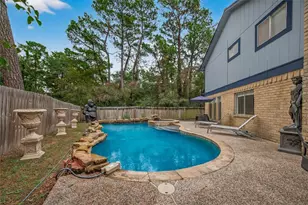 92 S Waxberry Rd, The Woodlands, TX 77381 - Photo 1