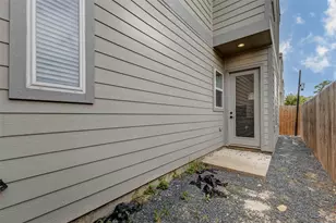 5727 Elysium St, Houston, TX 77091 - Photo 18