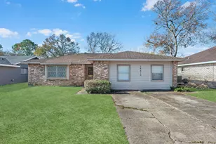 16810 Barcelona Dr Dr, Friendswood, TX 77546 - Photo 1