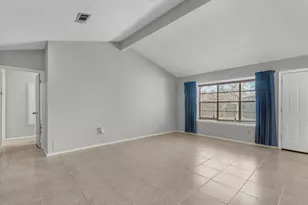 16810 Barcelona Dr Dr, Friendswood, TX 77546 - Photo 4