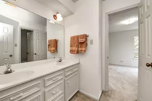 12215 Clearfork Dr, Houston, TX 77077 - Photo 32