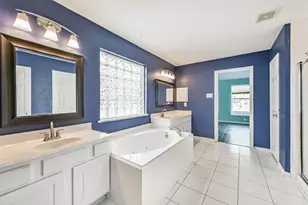 13203 Yaupon Holly Ln, Houston, TX 77044 - Photo 28