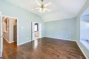 13203 Yaupon Holly Ln, Houston, TX 77044 - Photo 22