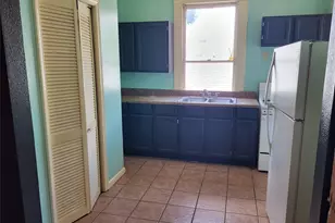 4401 Ave Q 1/2, Galveston, TX 77550 - Photo 4