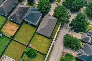 1922 Midnight Ln, Houston, TX 77047 - Photo 42
