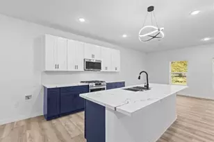 3331 Aster St, Orange, TX 77632 - Photo 6