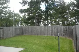 311 Woodland Hills Dr, Conroe, TX 77303 - Photo 16