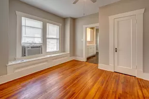 115 Goldenrod St, Houston, TX 77009 - Photo 6