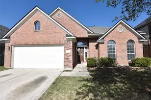 9907 Up Country Ln, Conroe, TX 77385 - Photo 2