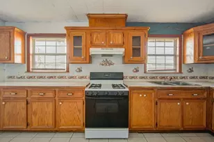 714 W 7th St, Freeport, TX 77541 - Photo 10