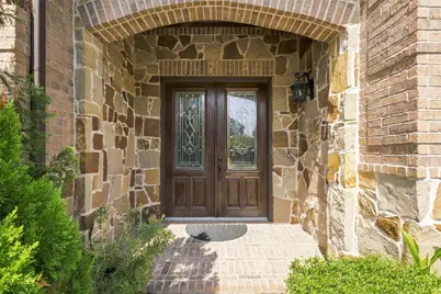 3020 Rocky Canyon Drive, Pearland, TX 77584 - Photo 2