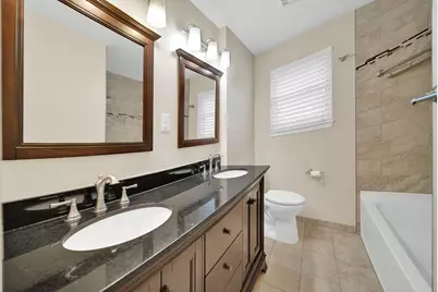 1607 Willowby Drive, Houston, TX 77008 - Photo 14