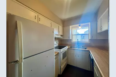 7714 Renwick Drive #K107, Houston, TX 77081 - Photo 12