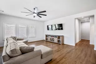 304 Mullins Ct, Montgomery, TX 77316 - Photo 22