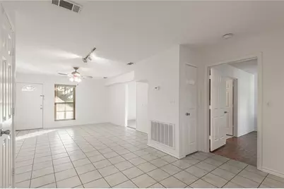 2118 Avenue M, Unit A, Huntsville, TX 77340 - Photo 10