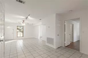 2118 Avenue M, Huntsville, TX 77340 - Photo 10