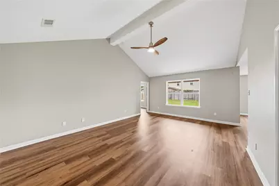 9507 Garnet Grove Drive, Rosharon, TX 77583 - Photo 8