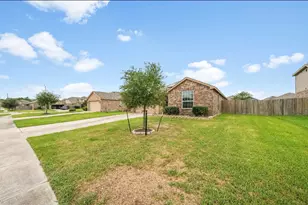9507 Garnet Grove Dr, Rosharon, TX 77583 - Photo 2