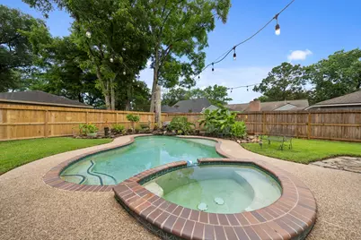 8151 Silent Cedars Drive, Houston, TX 77095 - Photo 30