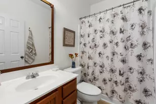 5725 Maxfli Dr, Schertz, TX 78108 - Photo 16