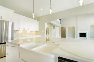 1714 Mackey Dr, Dickinson, TX 77539 - Photo 16