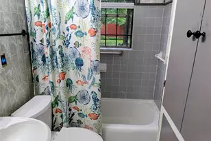 5903A Nancy Ann St, Houston, TX 77009 - Photo 6