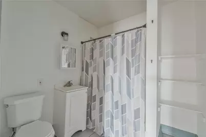 5320 Polk Street #10, Houston, TX 77023 - Photo 8