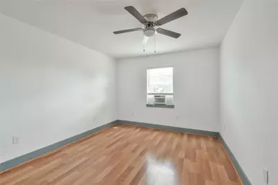 5320 Polk Street #10, Houston, TX 77023 - Photo 10