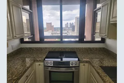 5150 Hidalgo Street #1403, Houston, TX 77056 - Photo 4