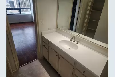 5150 Hidalgo Street #1403, Houston, TX 77056 - Photo 10