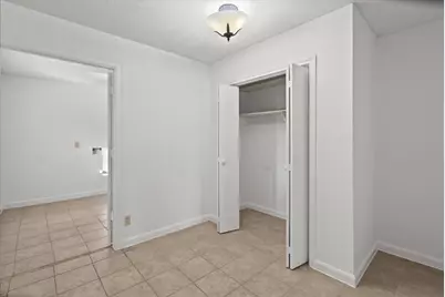 105 Alice Street, Anahuac, TX 77514 - Photo 18