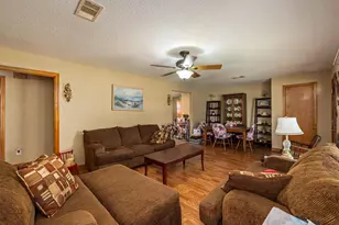 7113 Sycamore Dr, Galveston, TX 77551 - Photo 10