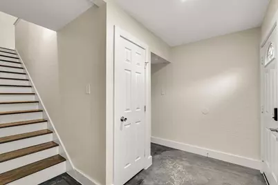 7 April Point Drive N, Conroe, TX 77356 - Photo 6