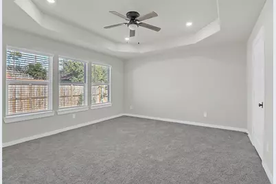 420 W Lobit Street, Baytown, TX 77520 - Photo 10