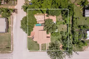 100 W Caroline St, Trinity, TX 75862 - Photo 40