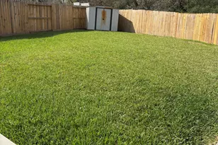 226 Persimmon Dr, Baytown, TX 77520 - Photo 22