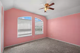 226 Persimmon Dr, Baytown, TX 77520 - Photo 16