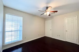 2626 Holly Hall St, Houston, TX 77054 - Photo 10