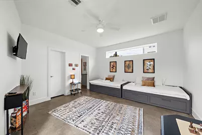 3002 Hawkins Street, Houston, TX 77003 - Photo 4