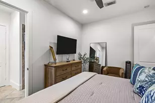 2208 Postoffice, Galveston, TX 77550 - Photo 18