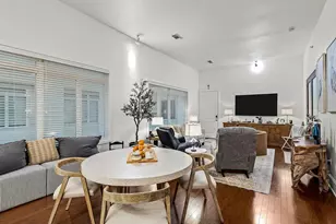 2208 Postoffice, Galveston, TX 77550 - Photo 8