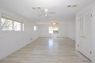2801 Avenue I, Bay City, TX 77414 - Photo 40