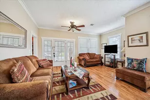 313 Byrne St, Houston, TX 77009 - Photo 6