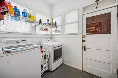 313 Byrne Street, Houston, TX 77009 - Photo 18