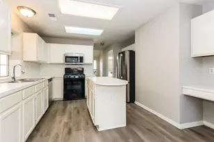 4910 Stone Harbor Dr, Friendswood, TX 77546 - Photo 10