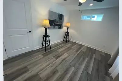 4703 Park Drive, Houston, TX 77023 - Photo 8