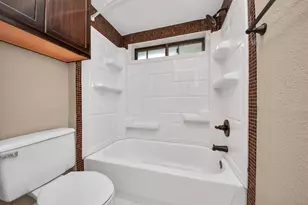 15818 Sweetwater Creek Dr, Houston, TX 77095 - Photo 24