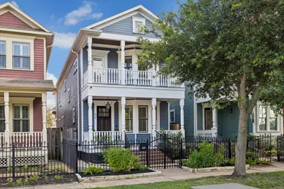 634 W 17th Street, Houston, TX 77008 - Photo 1