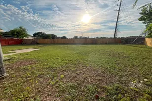 8202 Alabaster Dr, Houston, TX 77083 - Photo 2