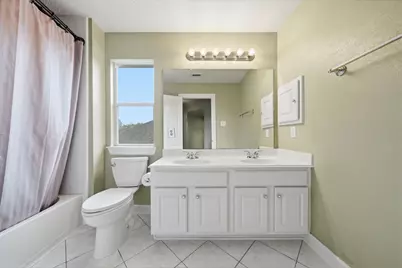 18 E Bonny Branch Street, The Woodlands, TX 77382 - Photo 26